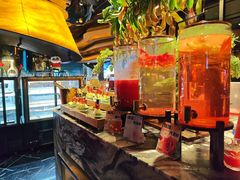-雍容荟帝王蟹活龙虾展台自助(IFS黑金店)