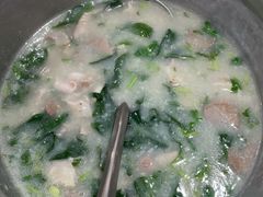 -标记美食新鲜猪杂(兴南大道店)