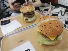 -牛纽塔·牛人堡(群众路店)