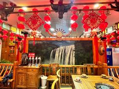 -亮欢寨酸汤鱼(沙冲路店)