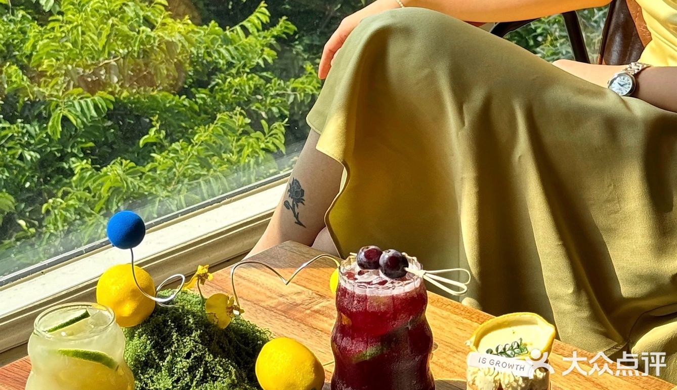 又可以拍一天喇～🍋夏日自带清新感的咖啡馆