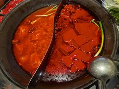 -周小明火锅(黑金冠社区店)