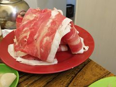 -洞庭洲·防空洞火锅·烧烤·铜锅涮肉(新百广场店)