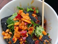 -黑色经典臭豆腐·湖南特产(步行街店)