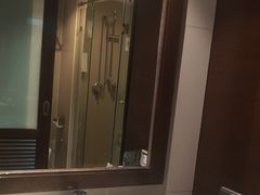 -曼谷湄南河畔华美达广场酒店