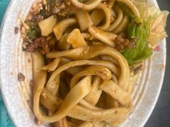 -叶伟胡辣壳面(两路口店)