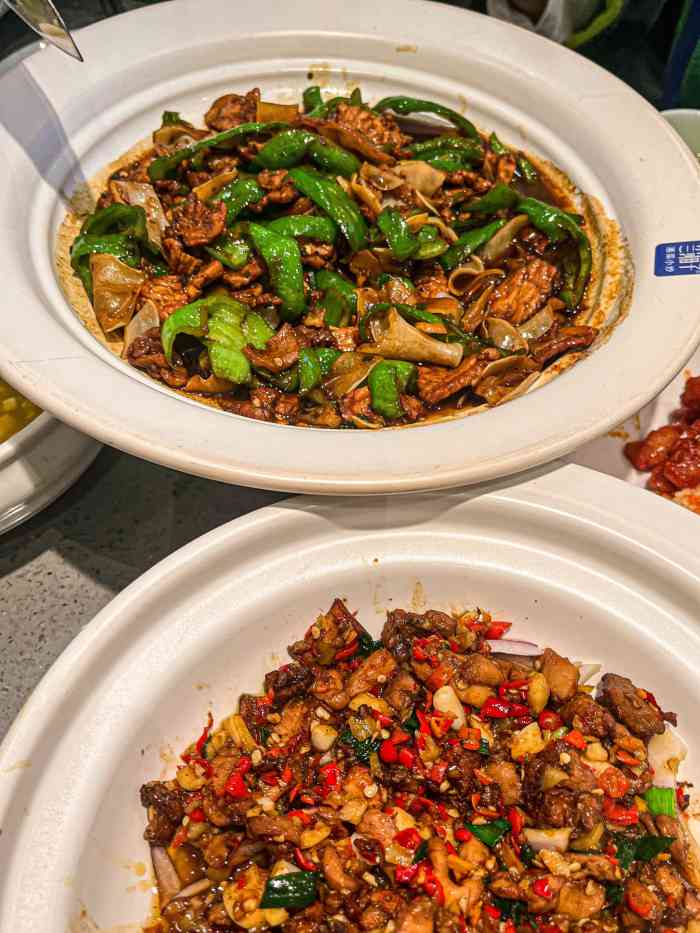 兰湘子·湘菜小炒(西咸吾悦广场店)-"以前没吃过,第一次吃笋炒腊肉很