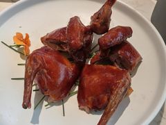 脆皮乳鸽-潮州府·潮菜·砂锅粥(徐家汇店)