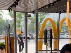 -麦当劳(北苑秋实路店)