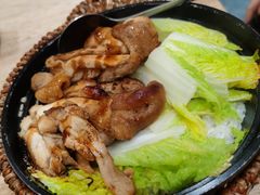 照烧鸡腿煲仔饭-堂屋糖水店(愚园店)
