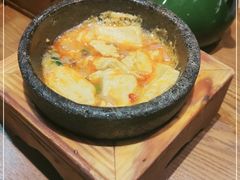 -云海肴·汽锅鸡·云南菜(天山百盛优客店)