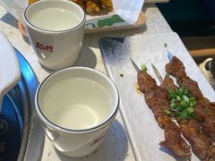 -三人行骨头王火锅(长寿店)