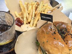 -shark burger·鲨鱼汉堡(交子大道店)