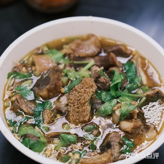 佳俊八宝牛杂(南水步行街店)