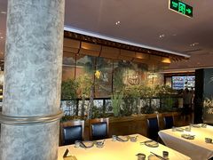 -八府香鸭·啫啫煲(华山路店)