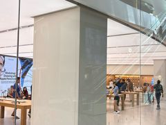 -Apple Store(Jewel Changi Airport)