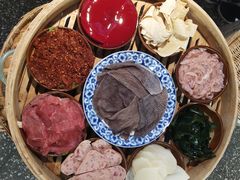 屠场鲜毛肚-董眼镜火锅(洪崖洞总店)