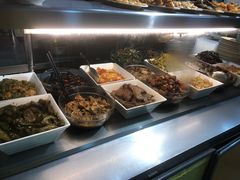自助取餐区-尹记餐馆(花园店)