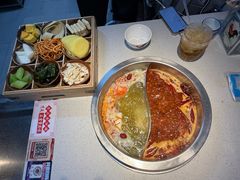 菌汤鸳鸯锅-芈重山老火锅(广州首店)