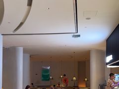 -涨巢·潮玩水疗局