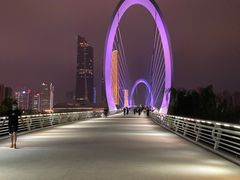 -南京眼步行桥