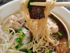 牛腩鲜虾云吞-正斗面家