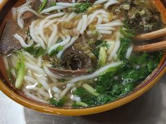 -花溪牛肉粉(八鸽岩店)