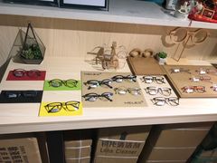 -Trend1881视光·蔡司视觉(领展广场店)