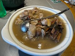 -头上红煨盐鸡·非遗院子餐厅