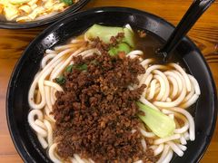 -丽虹云南过桥米线(兴工街店)