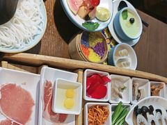 -芸南道·过桥米线(昆明老街旗舰店)