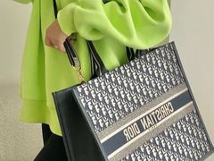 -Dior迪奥(海信广场店)