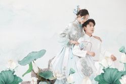 -雪中彩影婚纱摄影·微光艺术中心