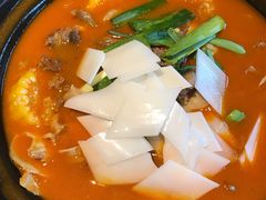 襄阳砂锅牛三鲜-莲餐厅·湖北菜·藕汤是头牌(愚园路店)