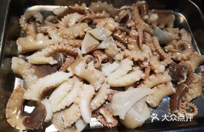 Sichuan-Style Squid in Boiling Water