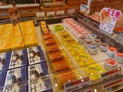 -缇纳甜妮·西餐·甜点(商字店)