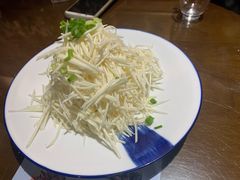 -东口码头·烧鸽子·鱼头泡饼·地方菜(金鹰悦城店)