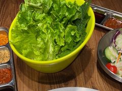 -明洞阿姨·韩式酱蟹烤肉·创意料理(三元桥店)