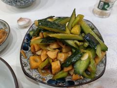 -内蒙焖面大盆骨餐馆(山大路店)