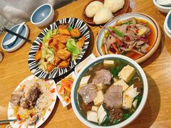 -金莹丸子汤清真(朝外SOHO店)