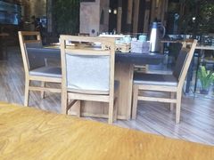 露天位-小城粥道·海胆鲜虾粥(解放广场店)