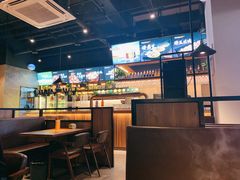 大堂-串东家·好酒配好串(拱墅万达金街店)