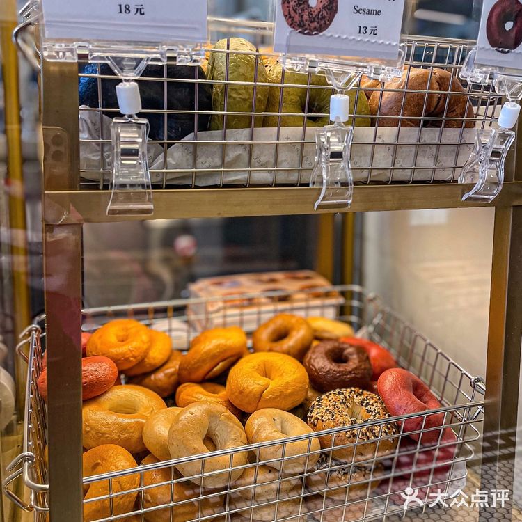 上海新开的贝果专门店！！面包脑袋狂喜！