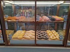 面包甜点陈列柜-奈雪的茶(大连新玛特店)