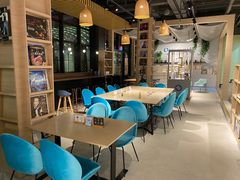 -光海书局(南京东路第一百货店)