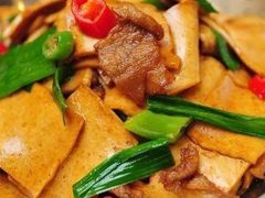 干锅千页豆腐-亿香院土菜馆(东岳街店)