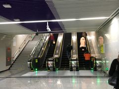 -红土地(地铁站)