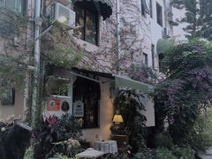 -默迹咖啡馆