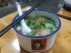 清汤杂酱面-胖胖板凳面