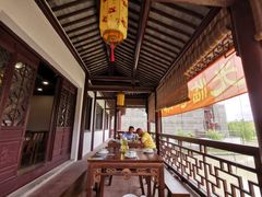靠窗位-汤记传菜(浦江店)